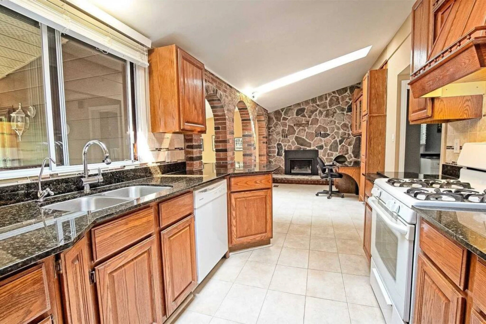 Whispering Pines Riverside Getaway