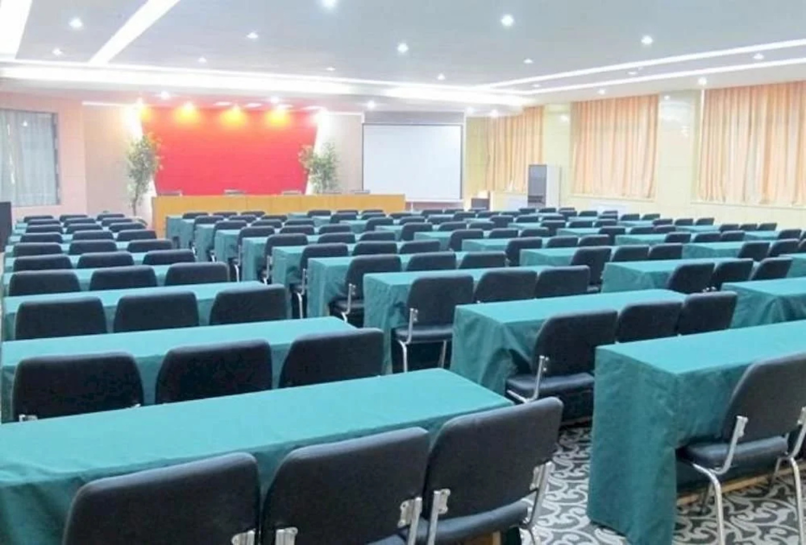 Jiaozuo Yu Lun Hotel