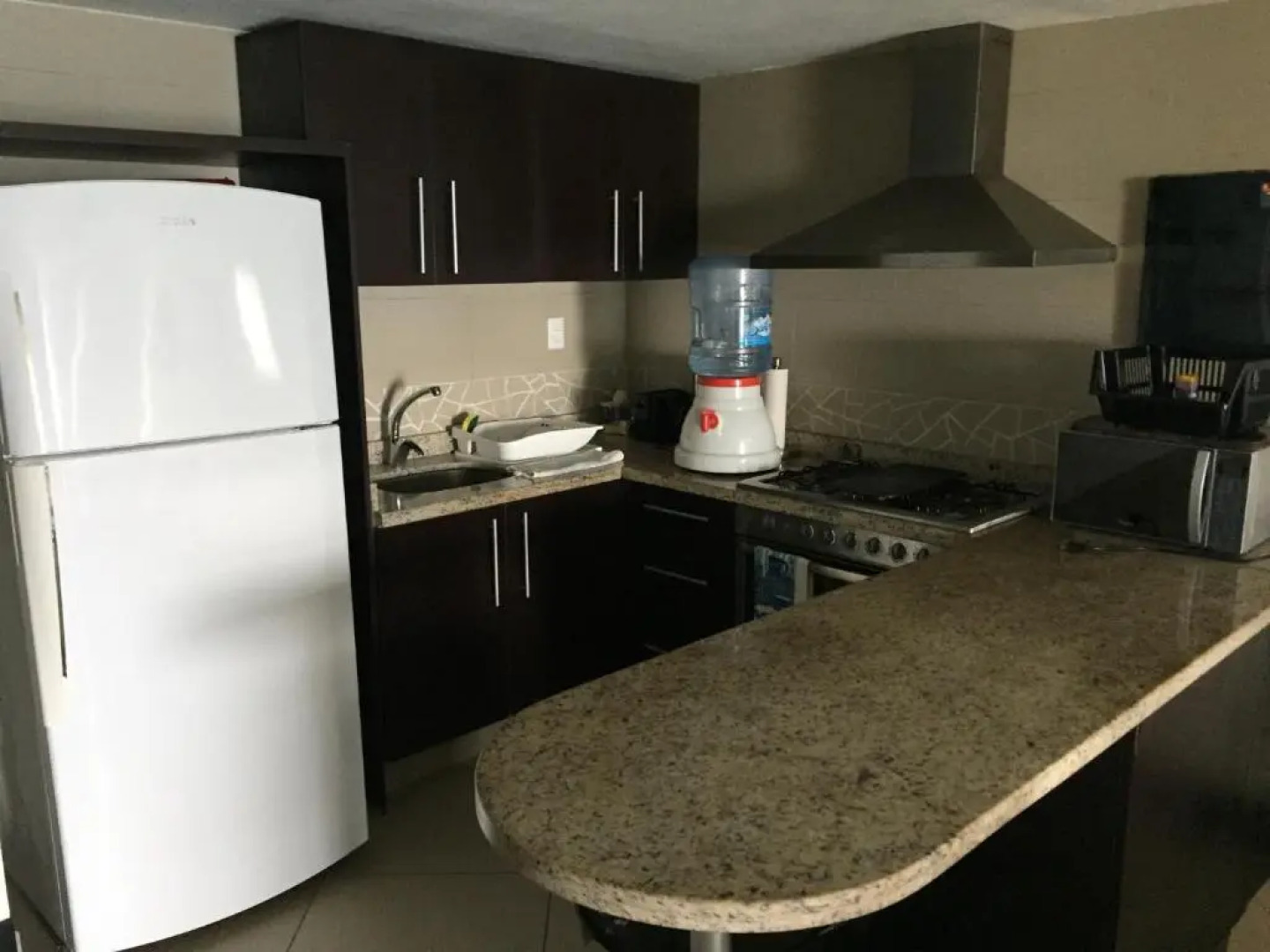 Bay View Grand Marina 1605 Sur