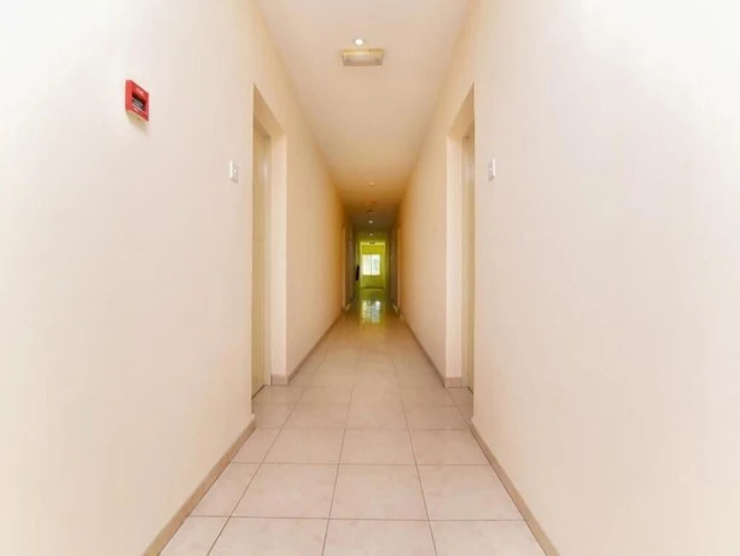 OYO 1202 Royal Plaza Residence -3