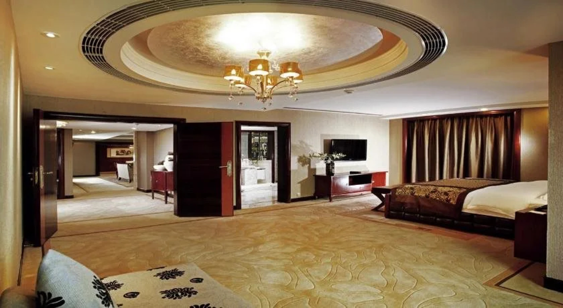Chongqing Empark Grand Hotel