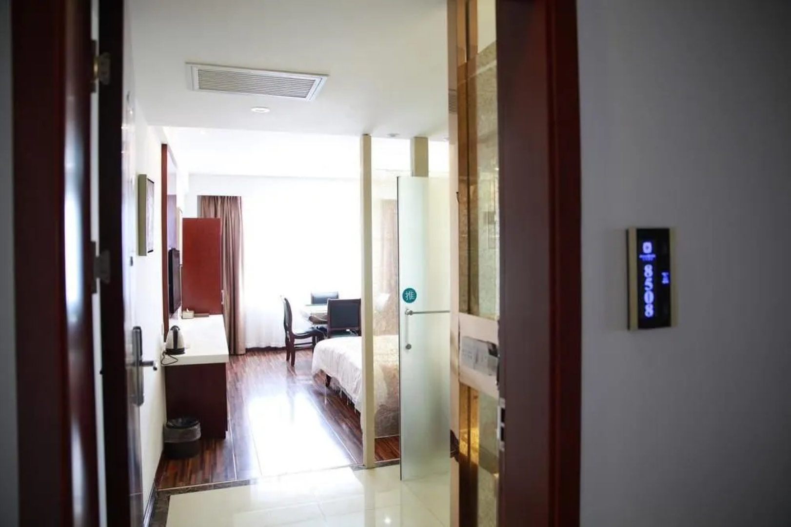 Honghu Jintai Hotel