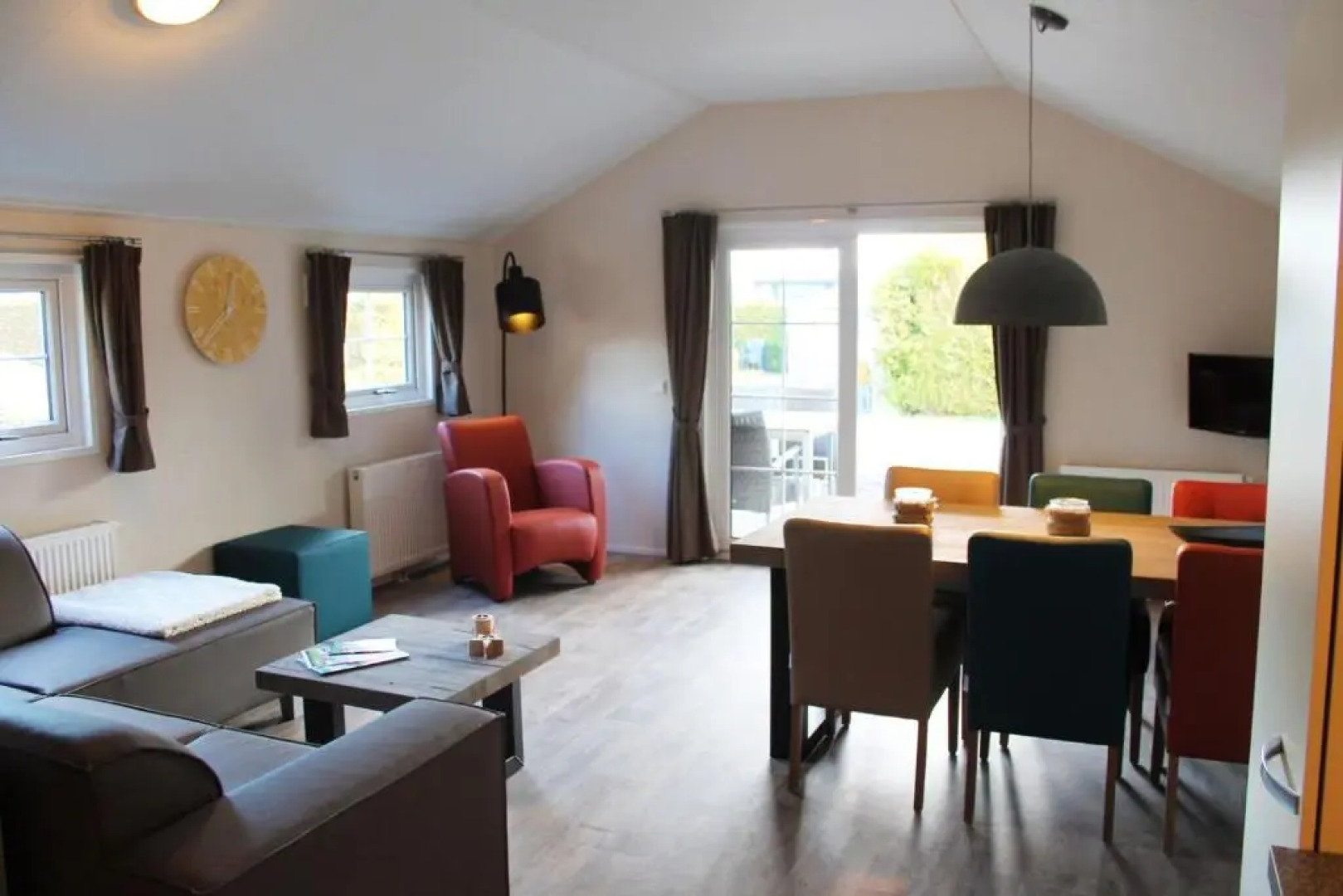 6 pers. Veluwelounge + Wellness