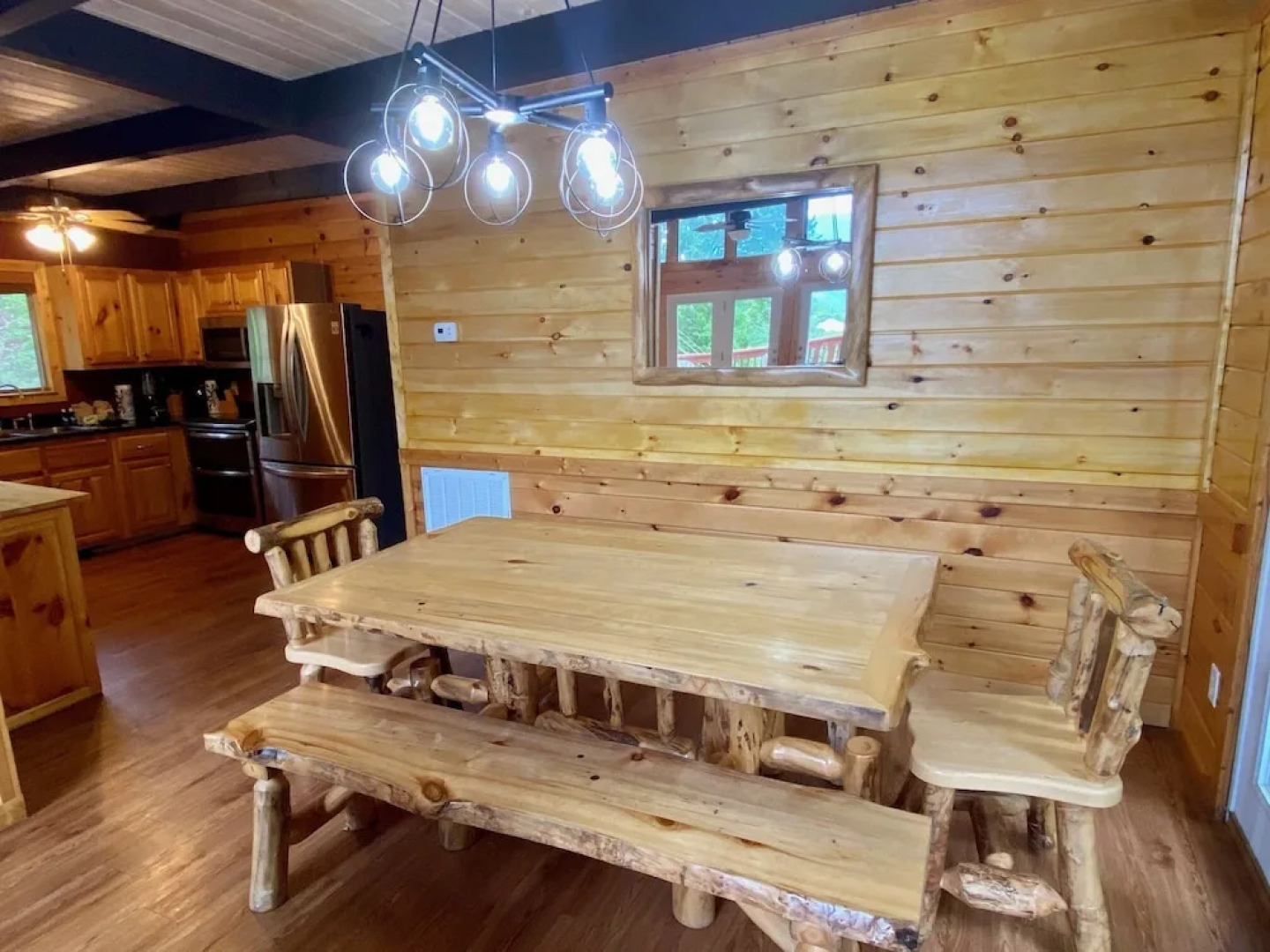 Million Dollar View - Four Bedroom Cabin