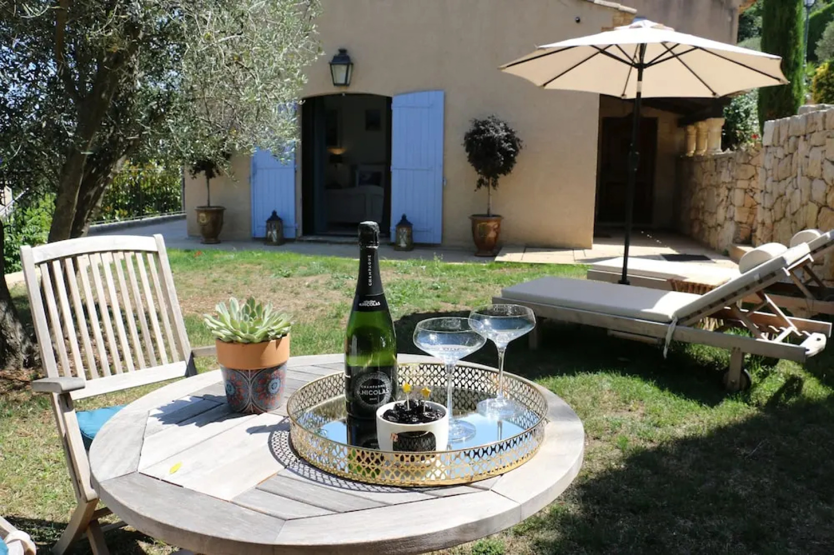 Loup Castel Boutique Hotel B&B