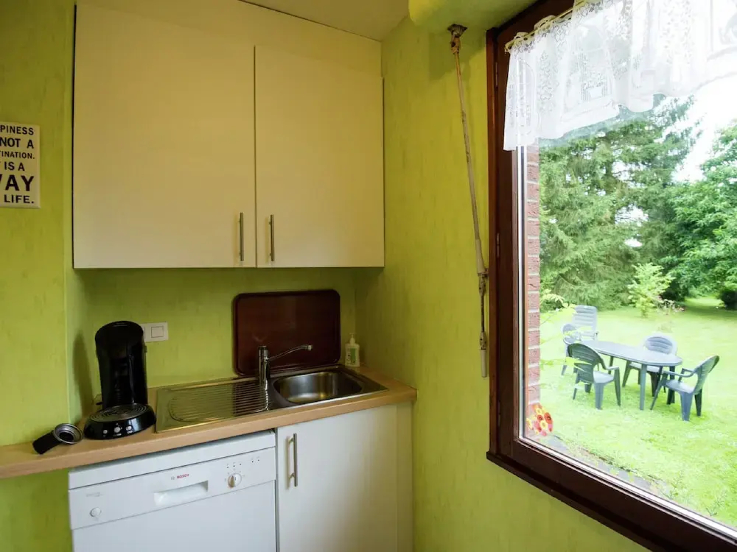 Holiday Home in Froidchapelle With Garden