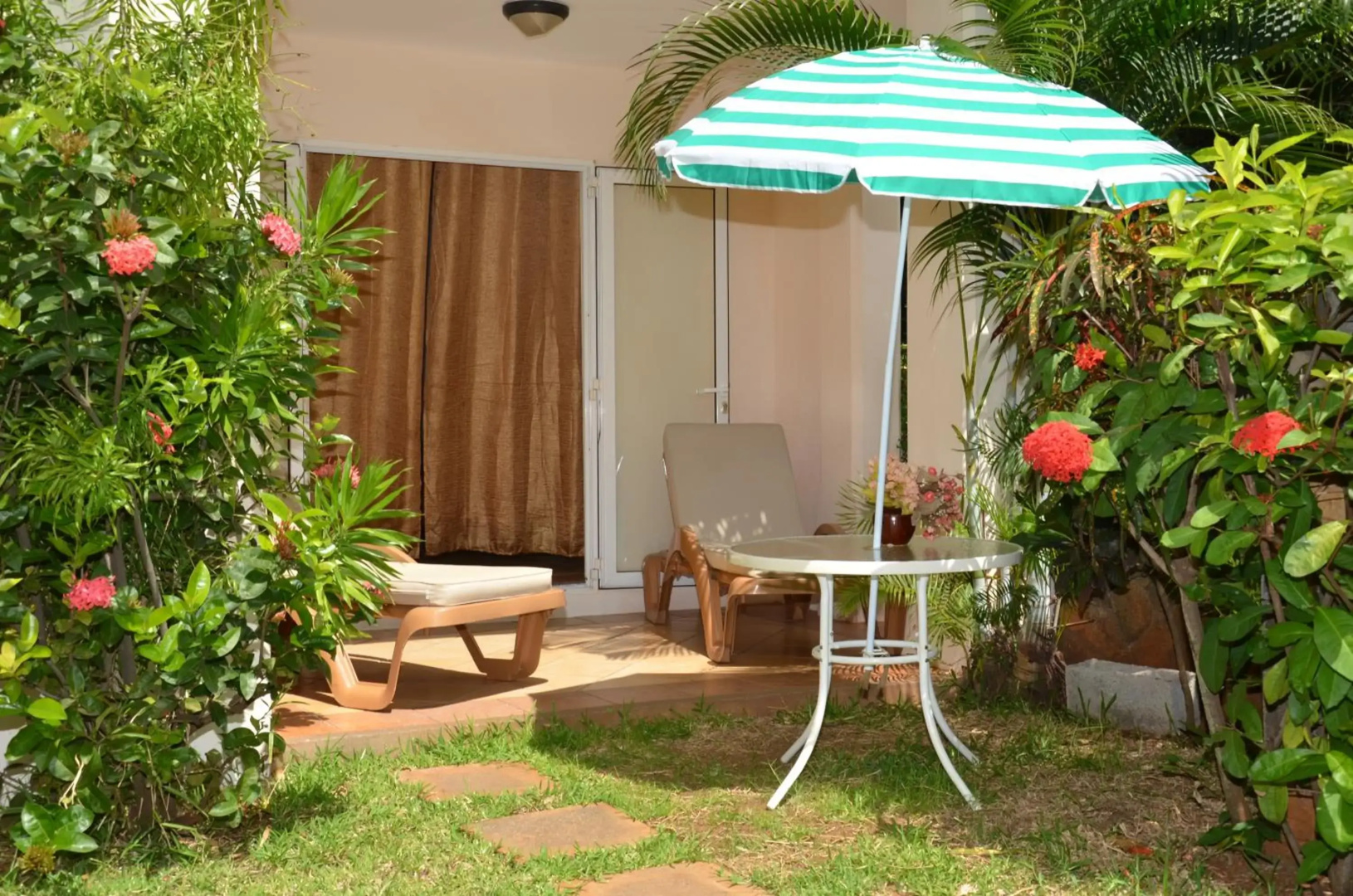 Residences Beach Apartment