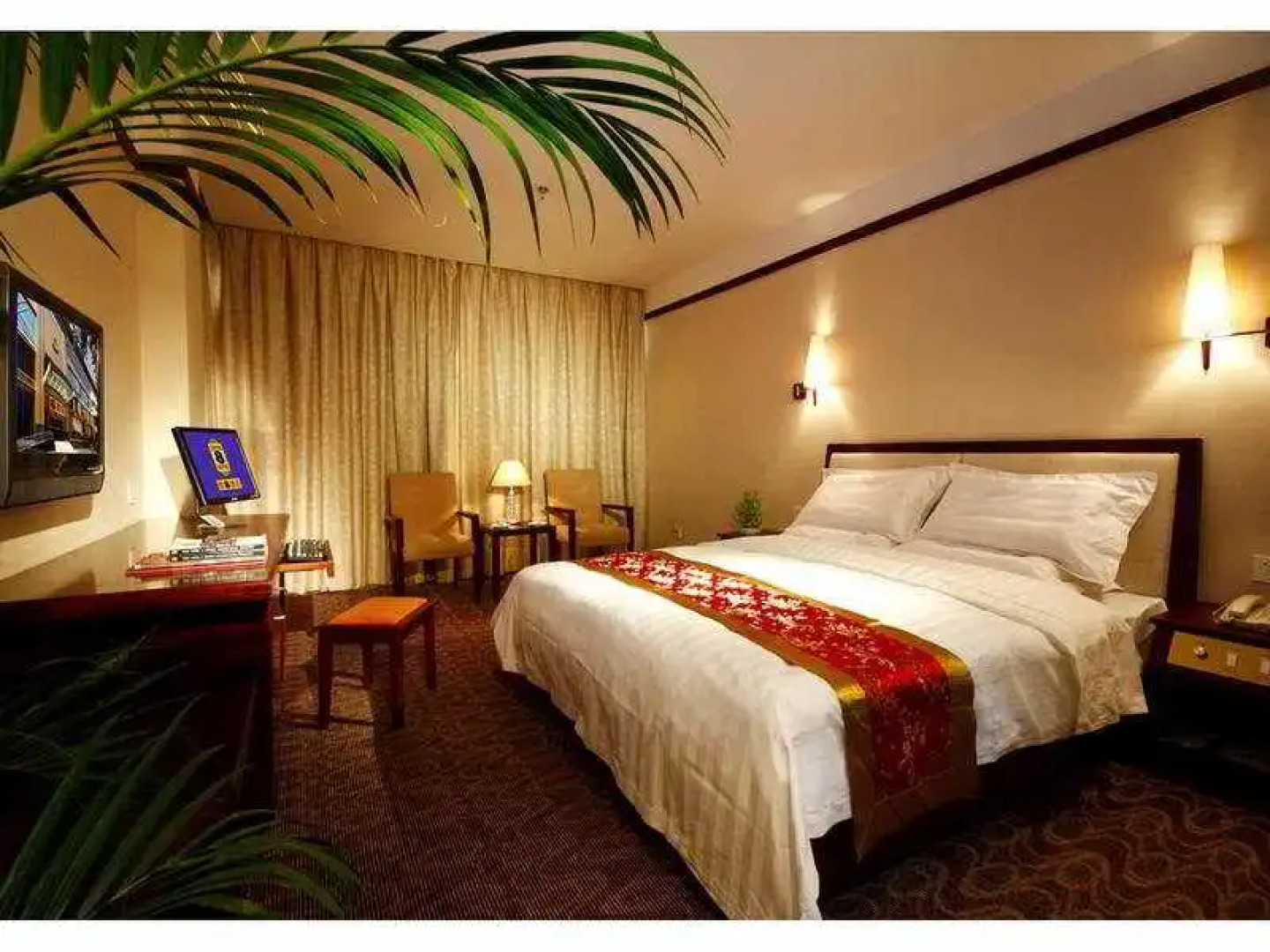 Super 8 by Wyndham Hankou Railway Station