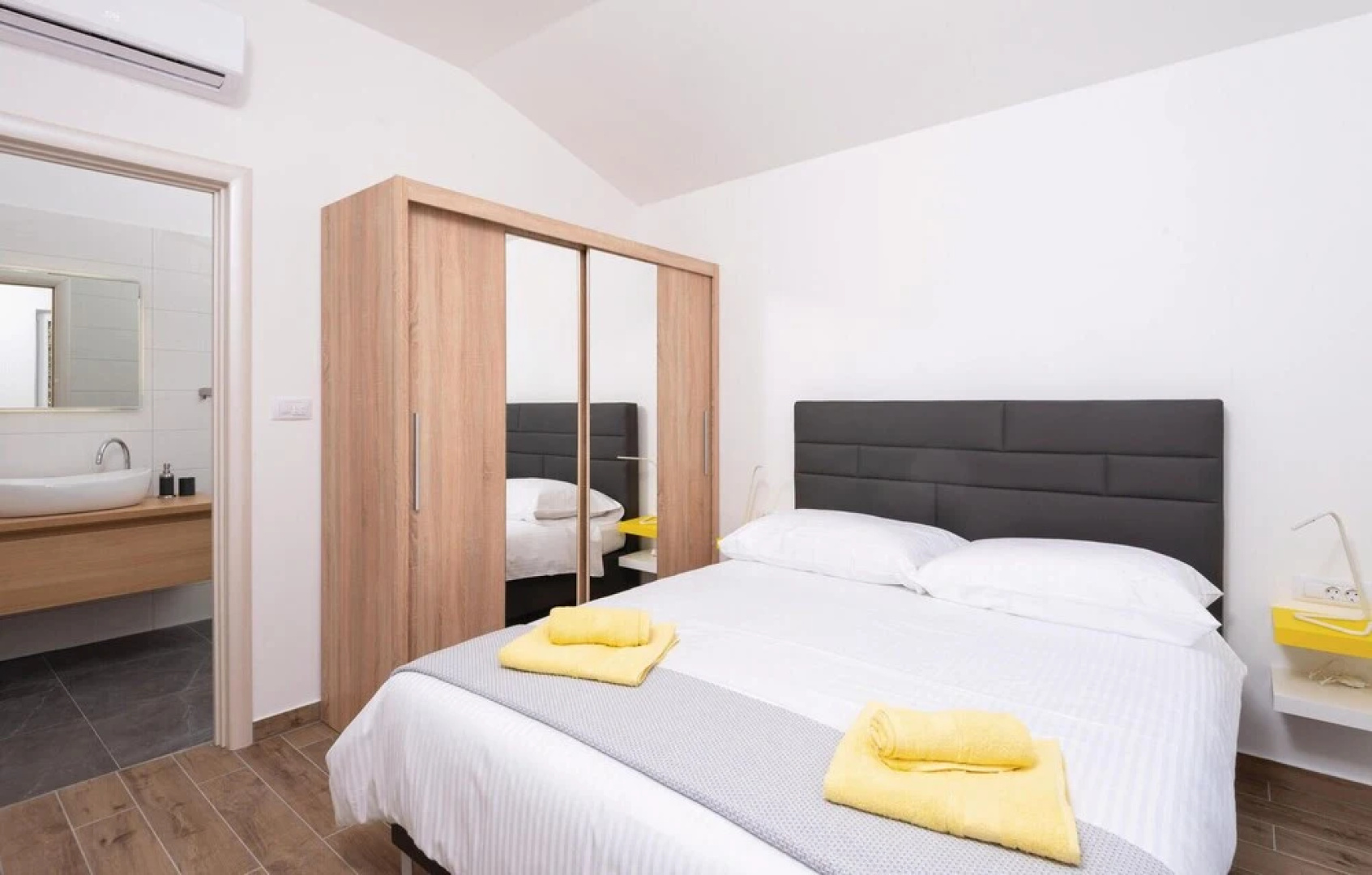 Awesome Home in Prigradica With Sauna, Wifi and 3 Bedrooms