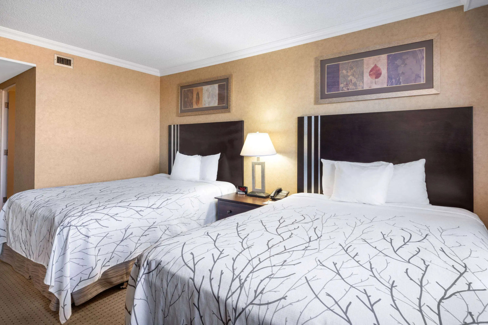 Travelodge by Wyndham Prince Albert