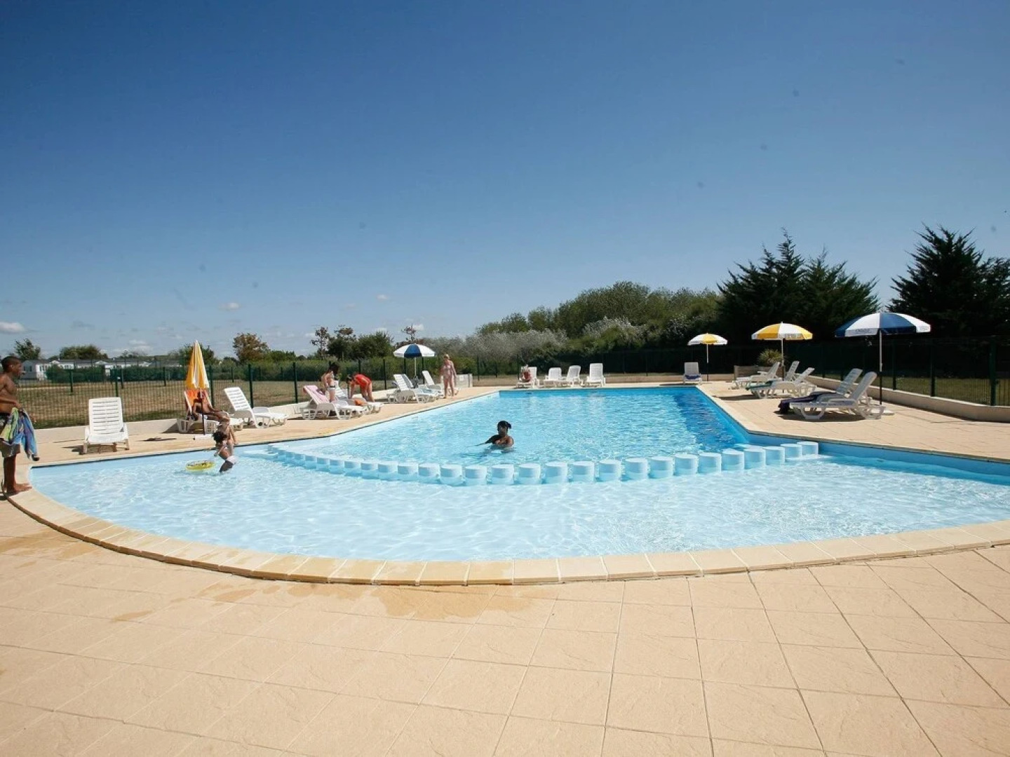 Detached Cottage With a Terrace 300m From the Atlantic Coast