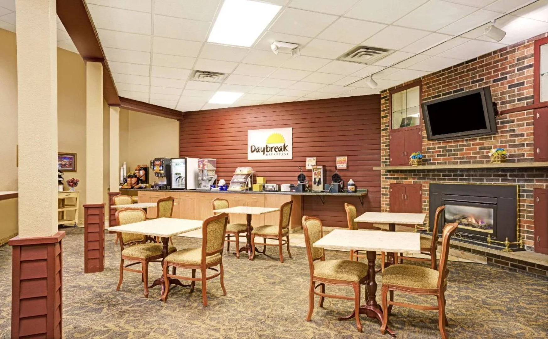 Days Inn Bloomington West