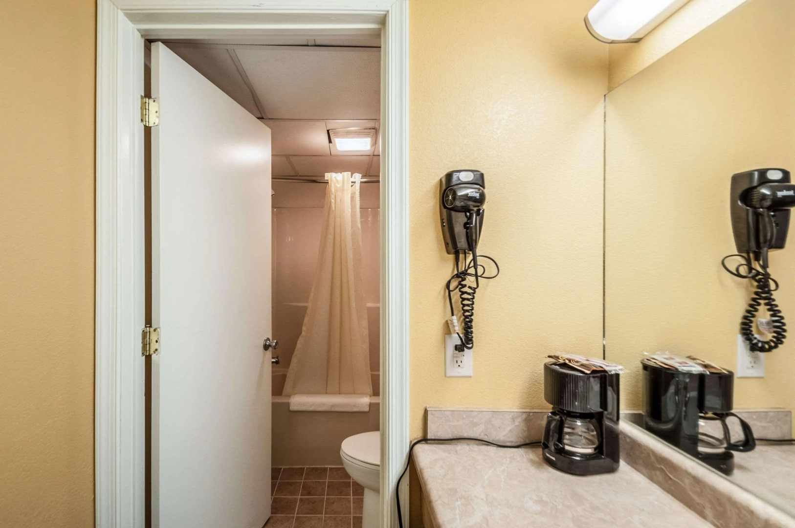 Econo Lodge Easton Route 50