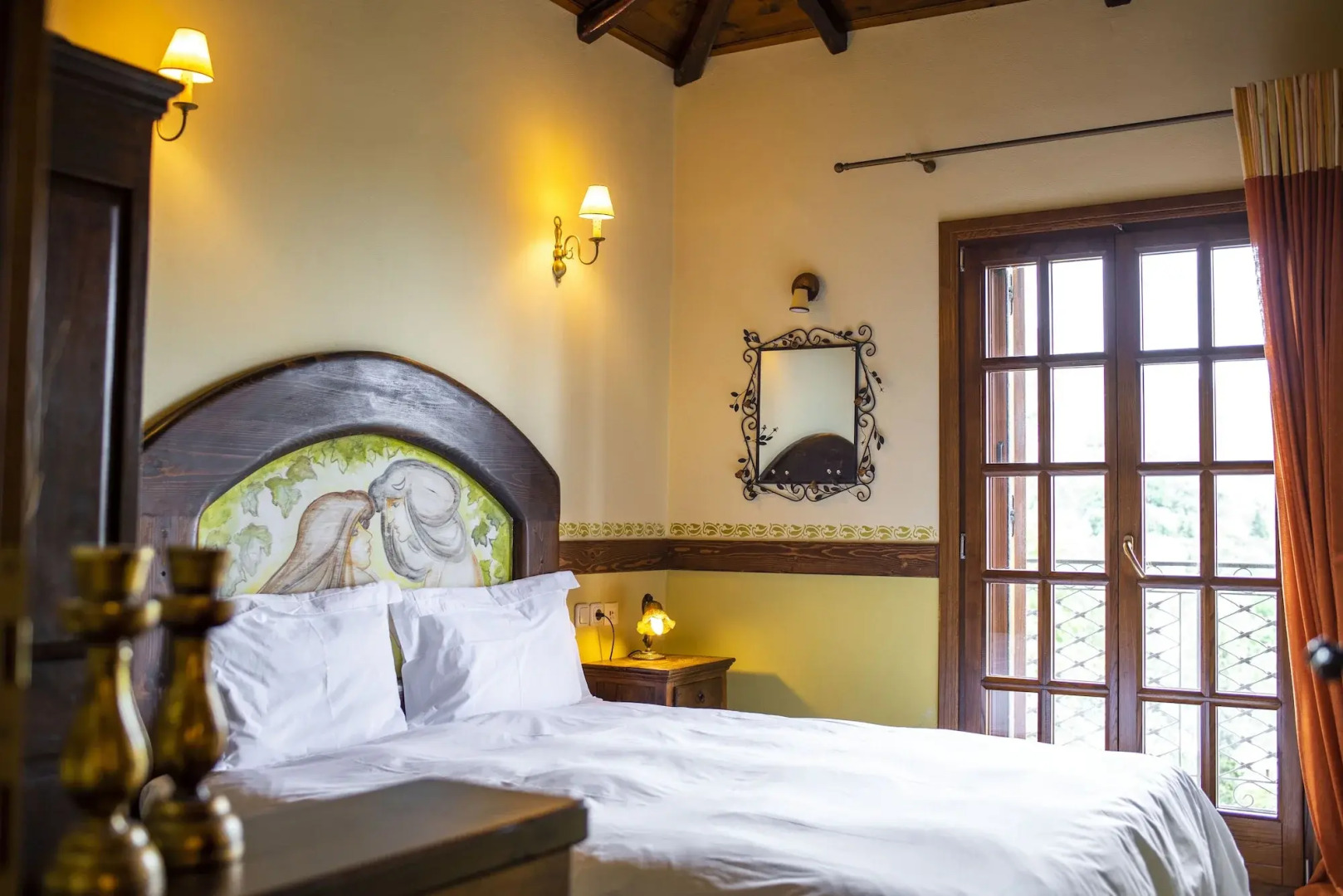 To Stefani tis Makrinas