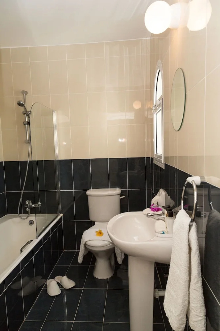 Coral Bay Sunbeam Villa