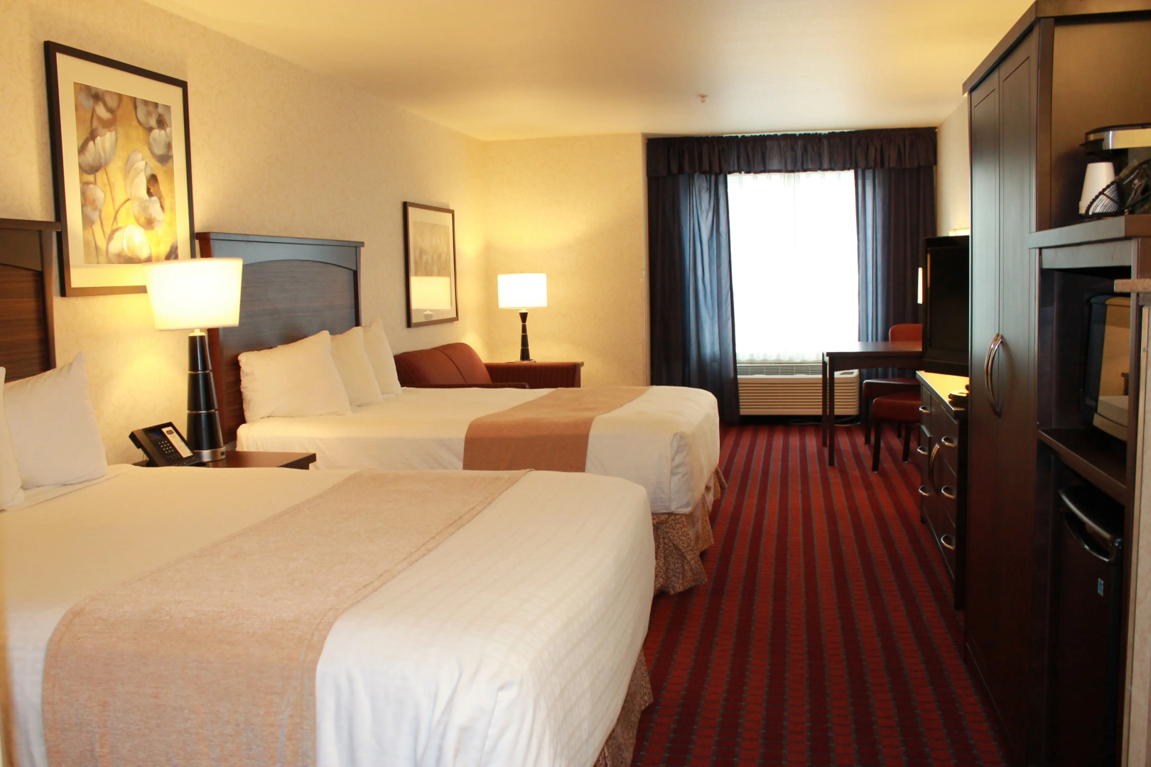 Crystal Inn Hotel & Suites Salt Lake City