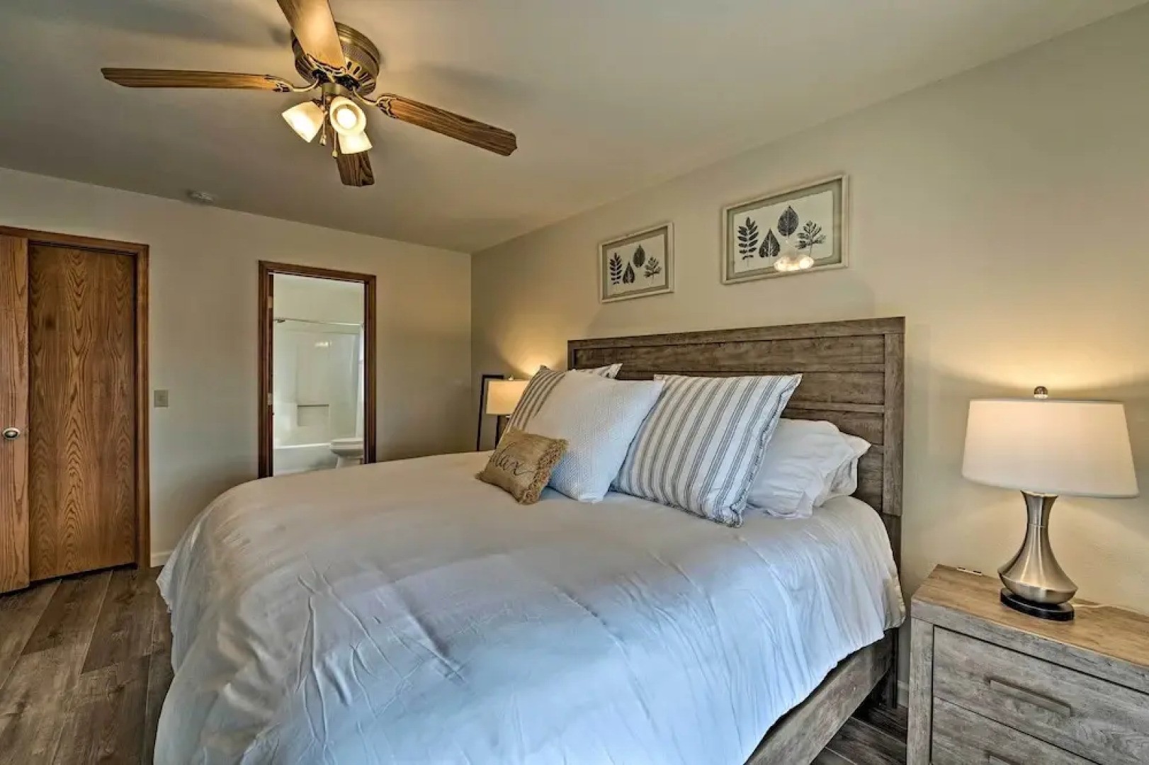 Lake Havasu City Retreat w/ Mtn Views & Patio!