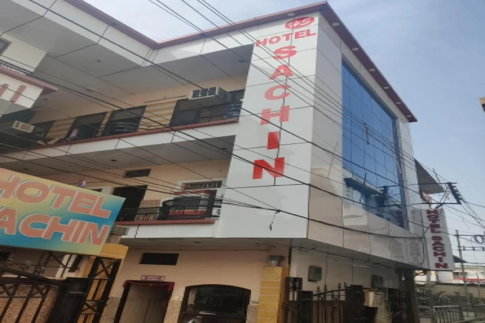 OYO 80891 Hotel Sachin