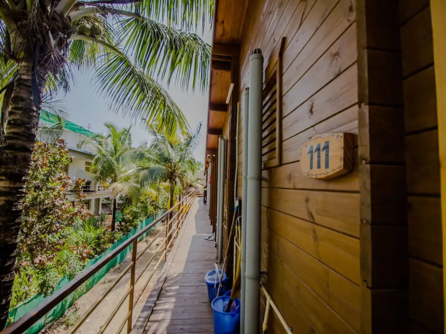 OYO 14146 Home Modern Beach Cottages Morjim