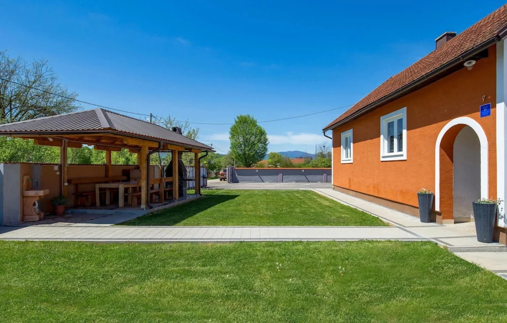 Beautiful Home in Otocac With 3 Bedrooms, Wifi and Outdoor Swimming Pool