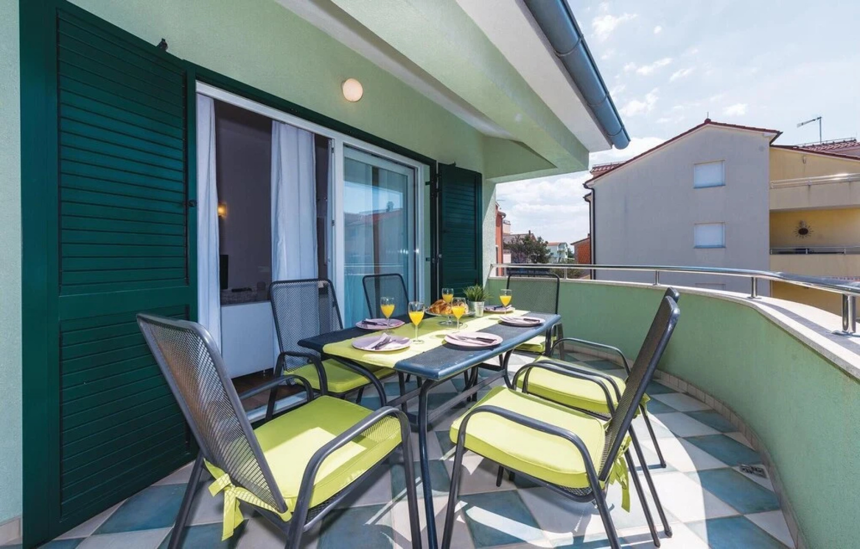 Amazing Home in Vodice With Wifi, 3 Bedrooms and Sauna