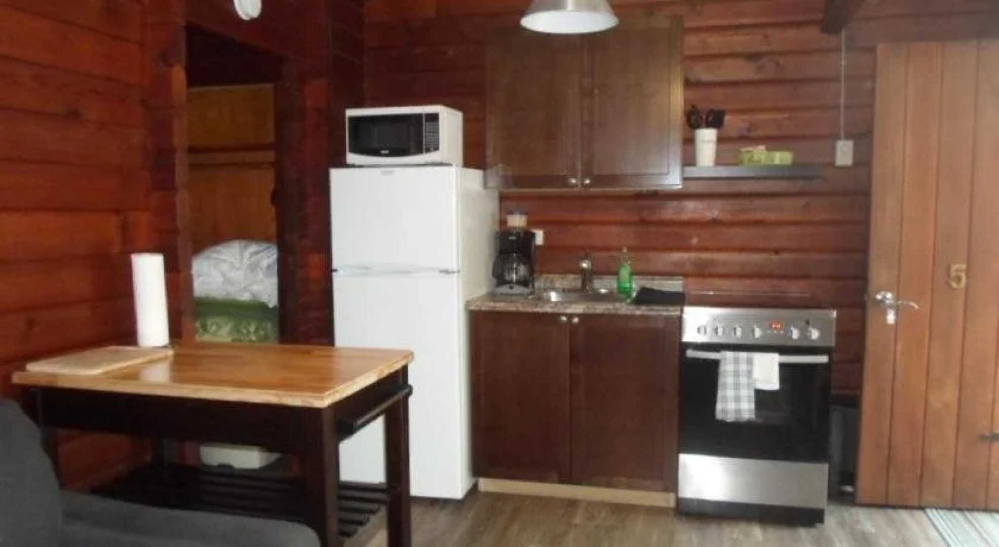 The Cedars Motel