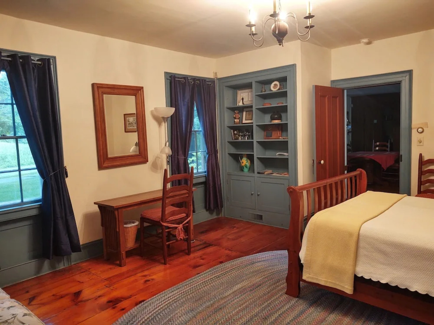 1805 House Bed and Breakfast