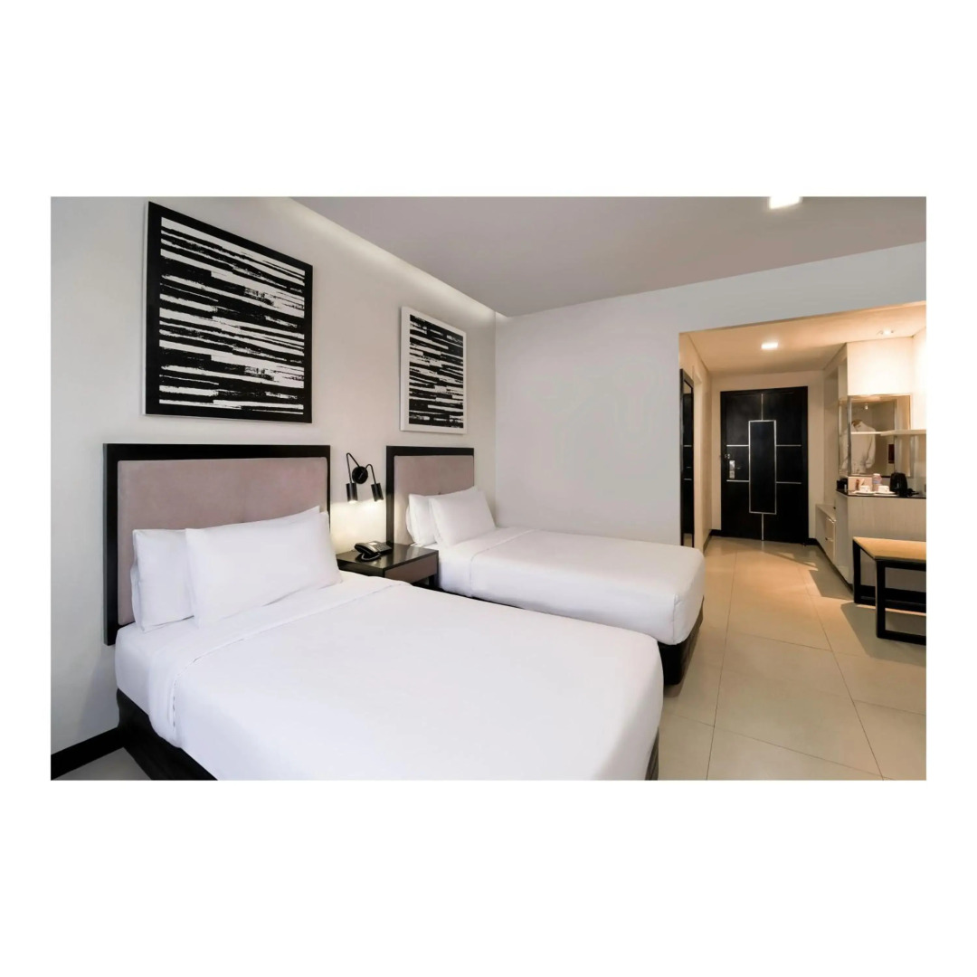 Summit Hotel Magnolia
