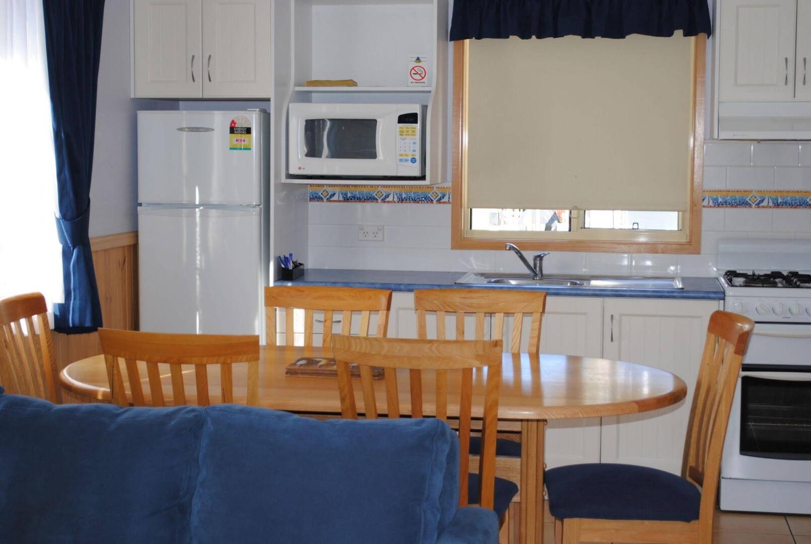 Pleasurelea Tourist Resort and Caravan Park