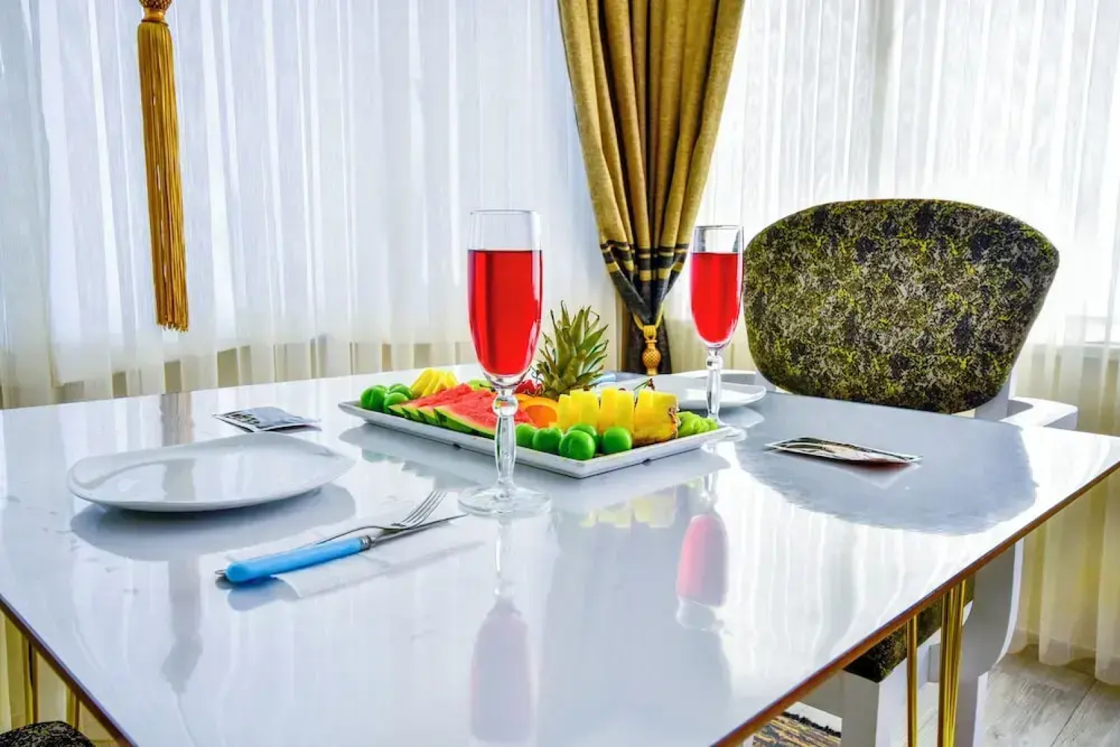 Loca Suit Otel