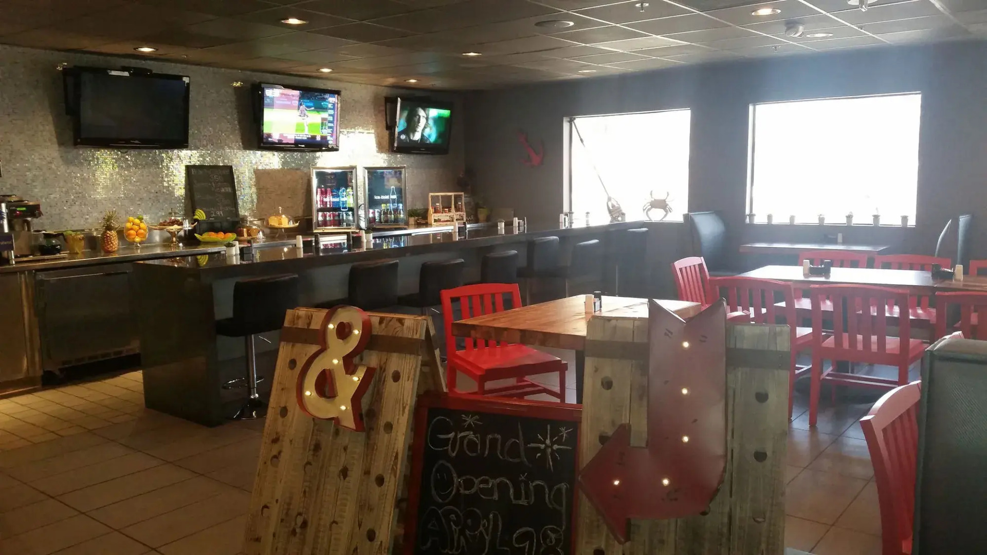 Siegel Slots and Suites