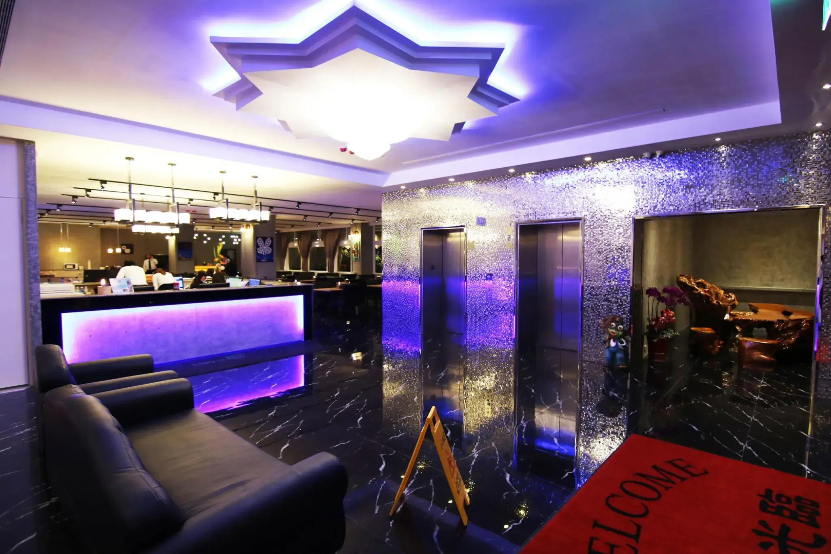 MOSHAMANLA Hotel-Main Station