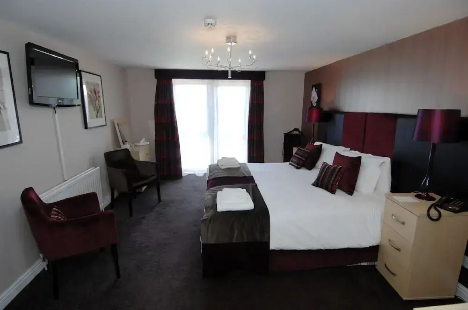 The Cliffemount Hotel