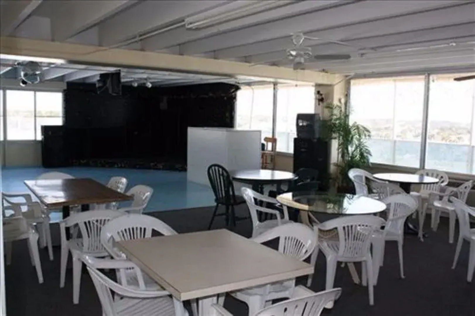 Fontainebleau Terrace by Counts-Oakes Resort Properties