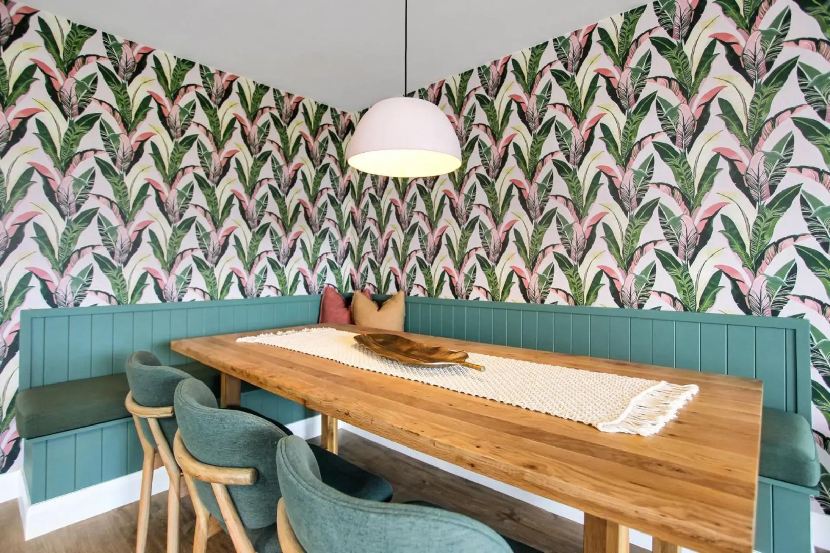 Aquarius Apartment 9