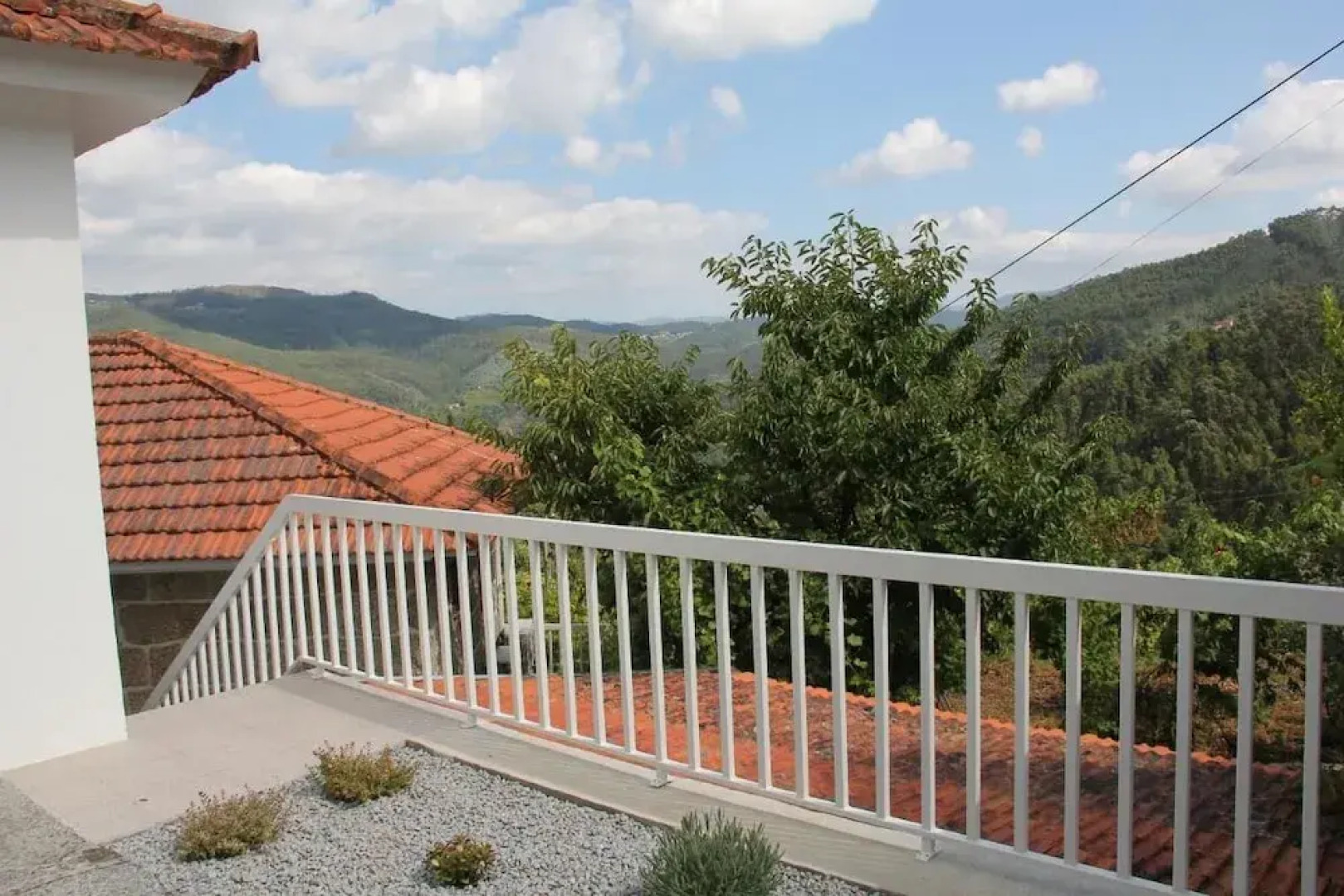 Charming Holiday House in Bairros Portugal With Mountain Views