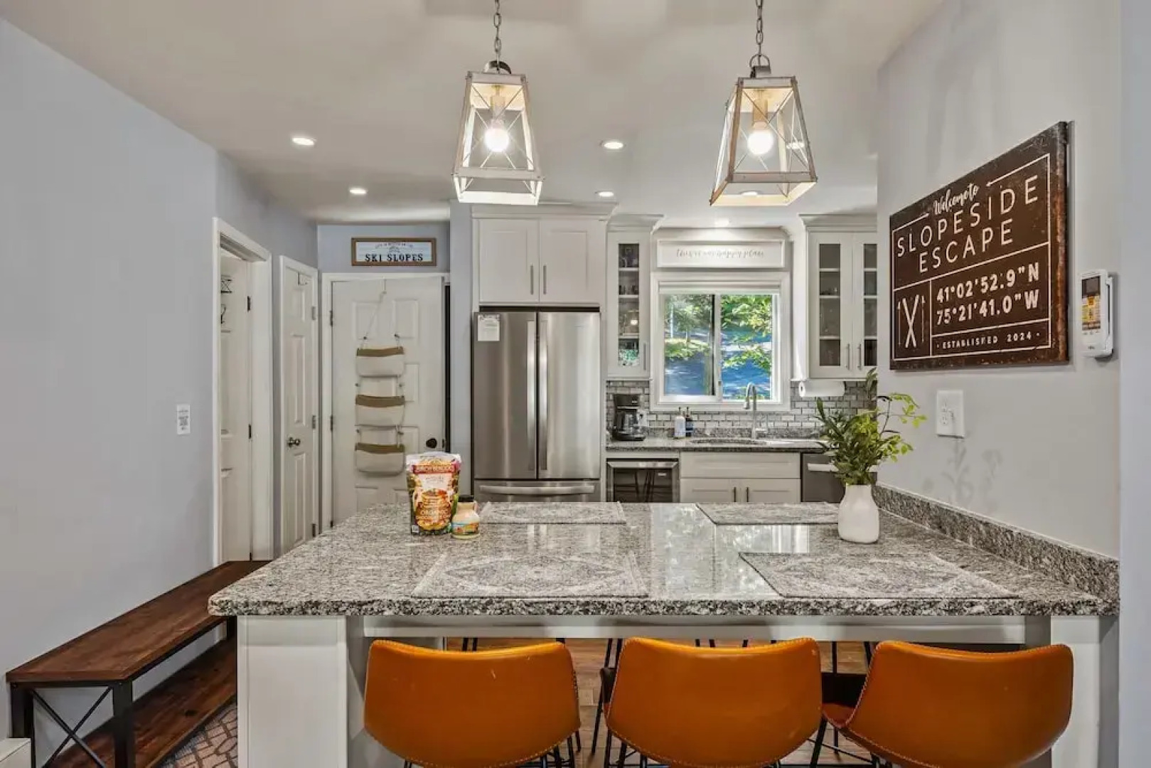 Slopeside Escape by Avantstay Walk to Ski Lifts Arcade Games Shuffleboard