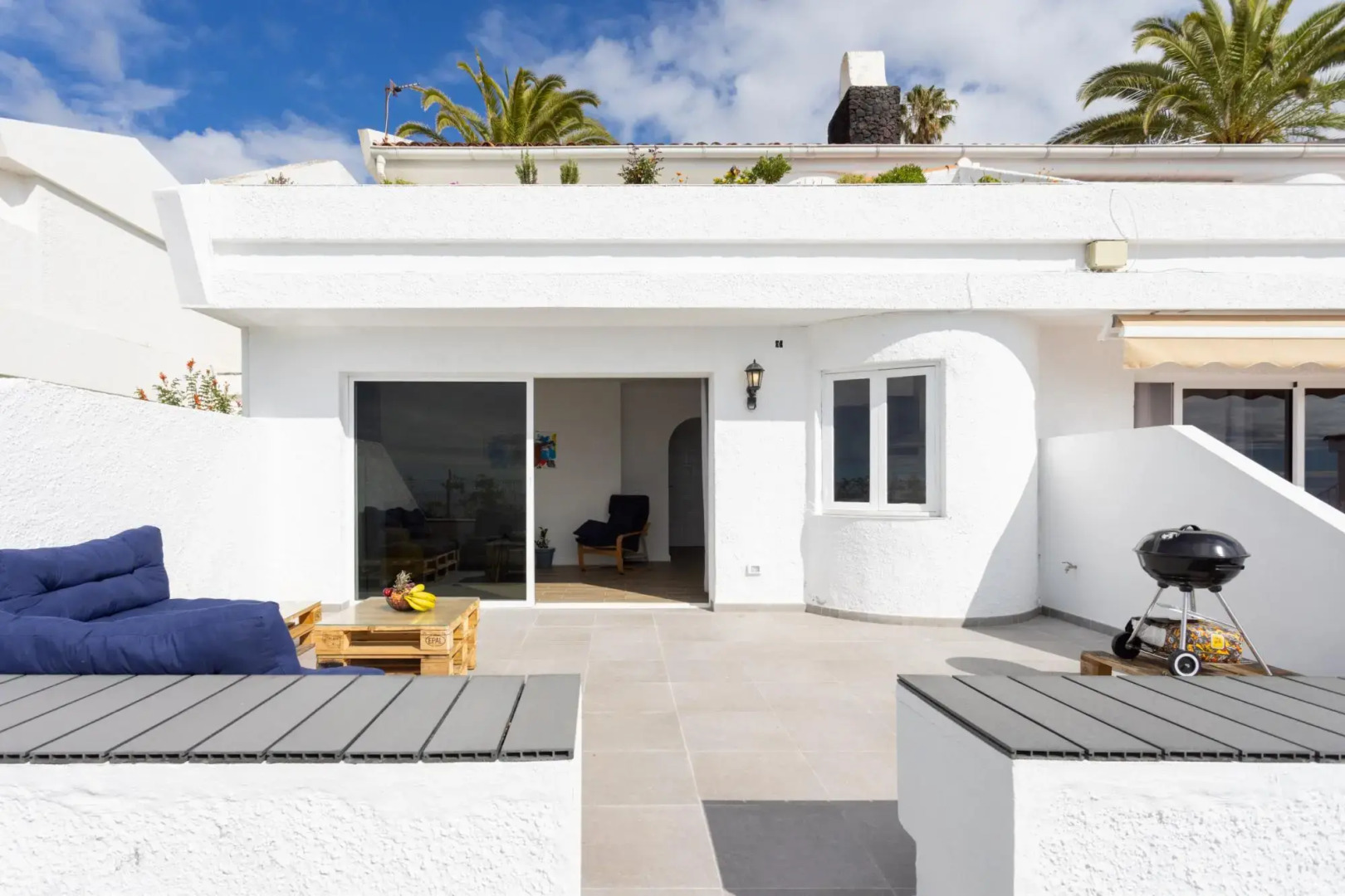 Home2Book Impressive Sea View La Victoria, Pool