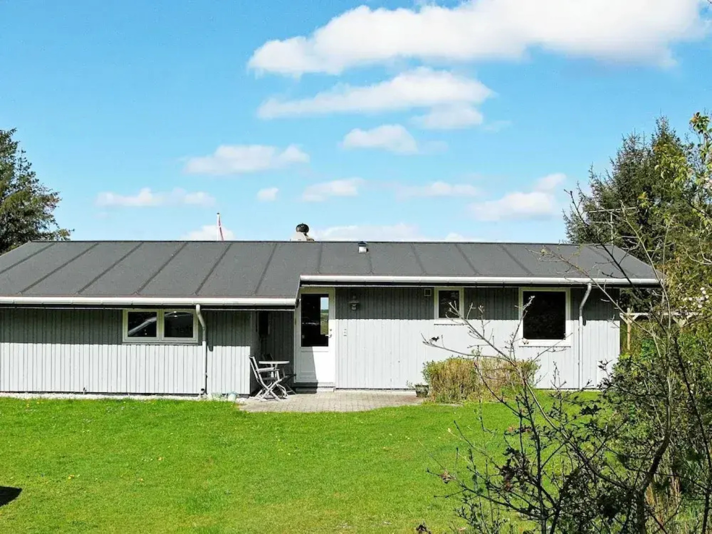 Spacious Holiday Home in Højslev near Sea