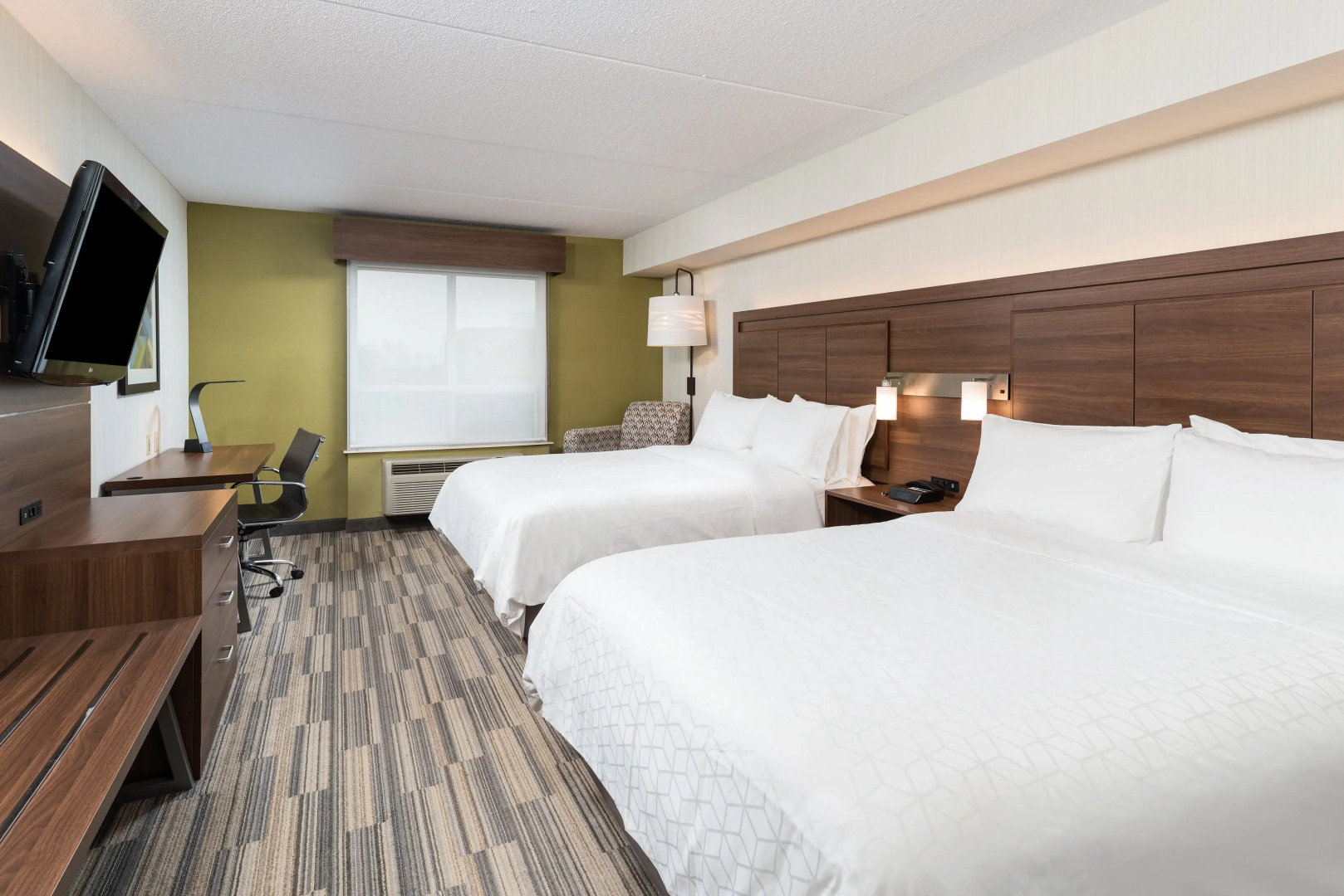 Holiday Inn Express & Suites Milton by IHG