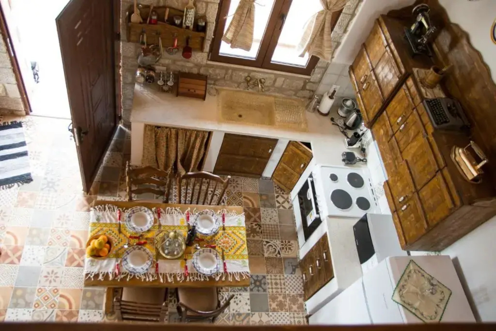 To Stolidi tis Psinthou