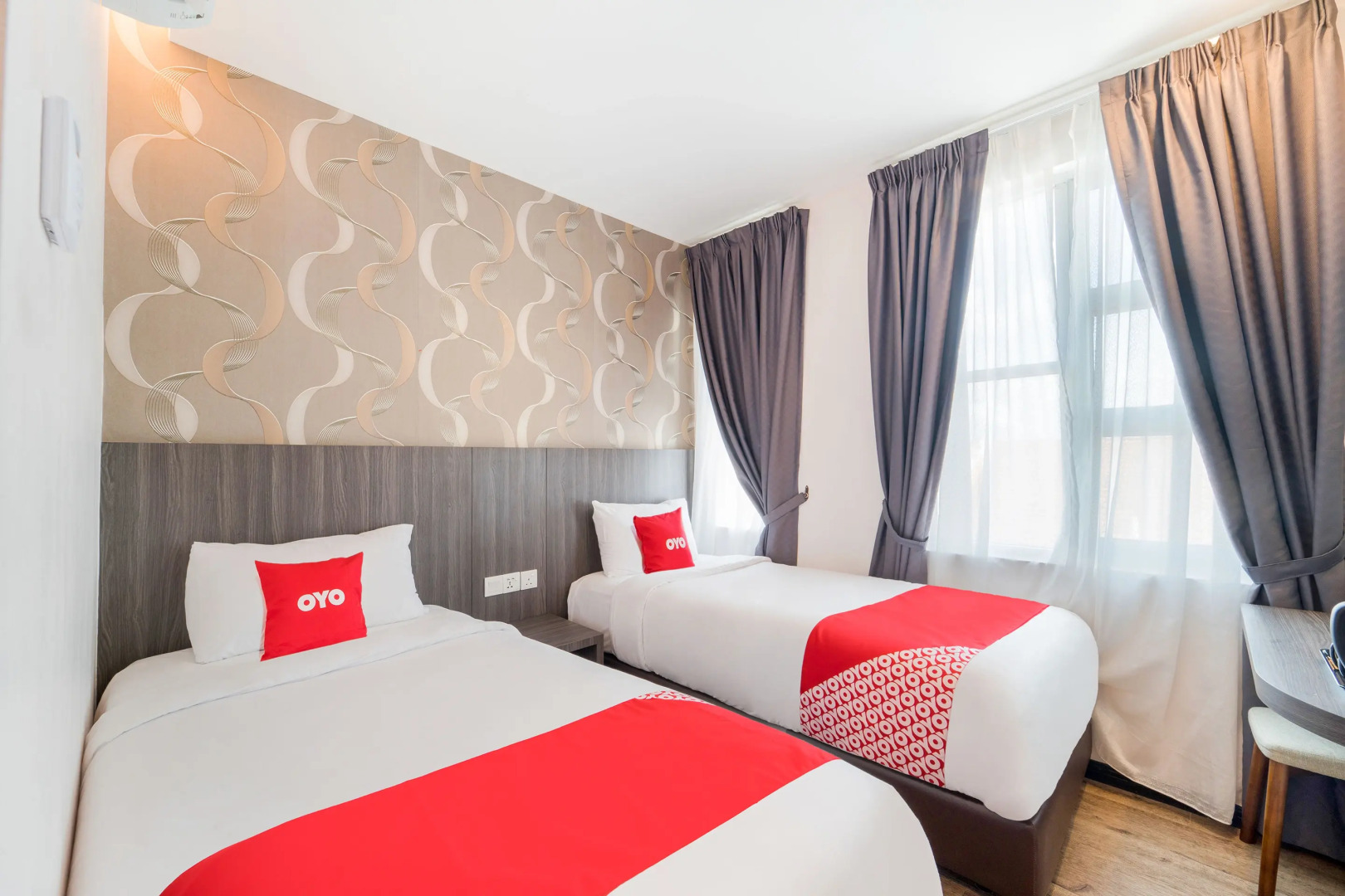 OYO 89386 Stay 365 Hotel