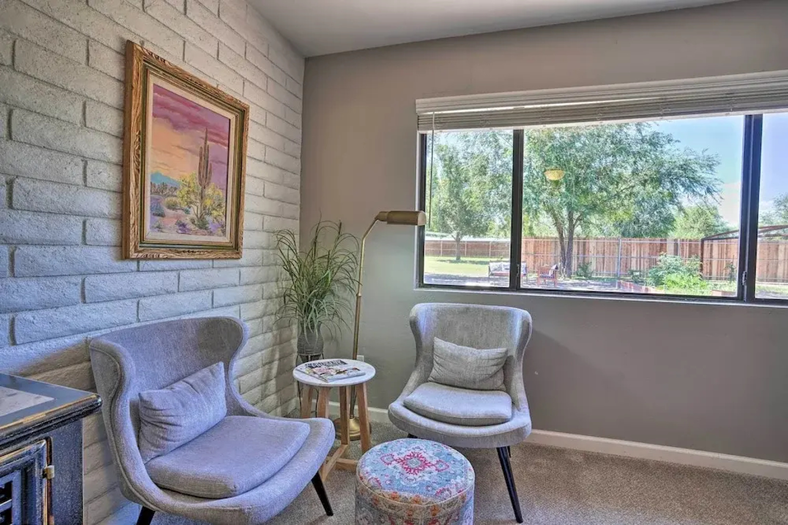 Hot Tub & Spacious Yard: Chino Valley Home!