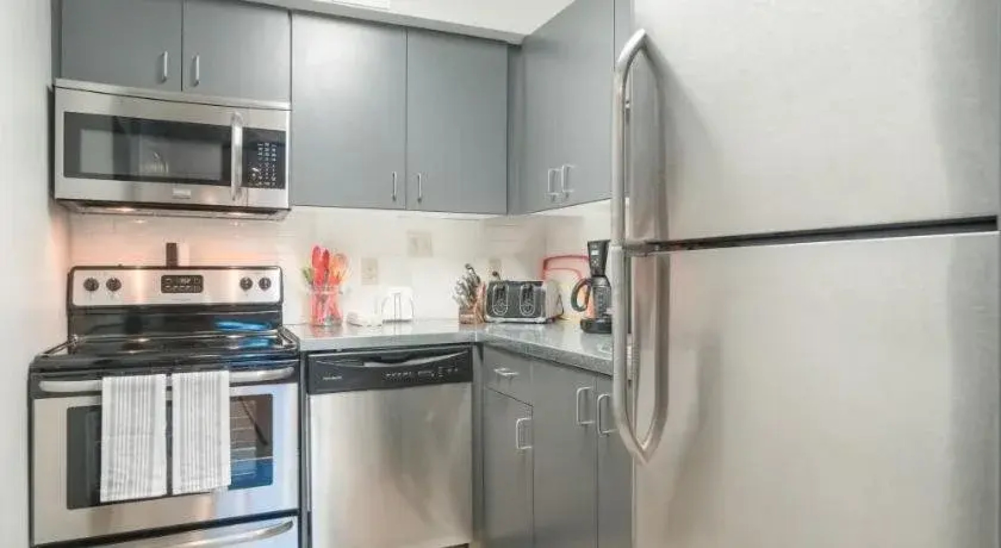 Blue Lakes Inn & Extended Stay