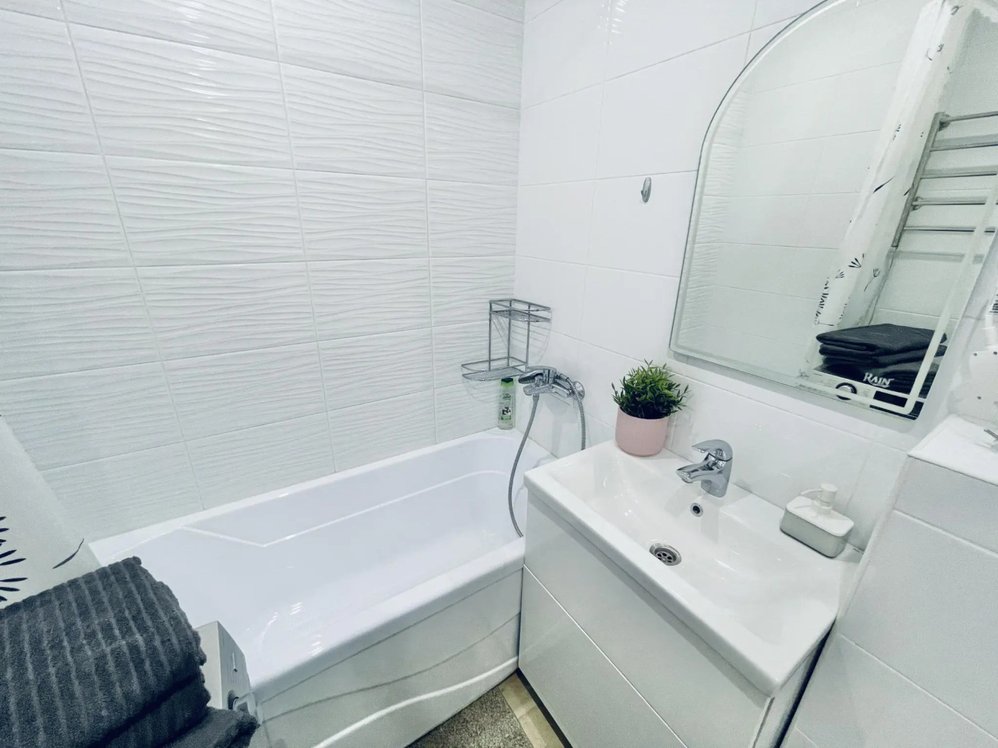 Vegas apartments (Вегас апартментс) на проспекте Гагарина 101 корпус 1