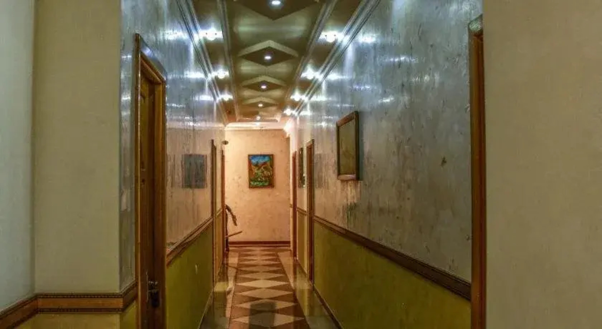 Отель «Лара»