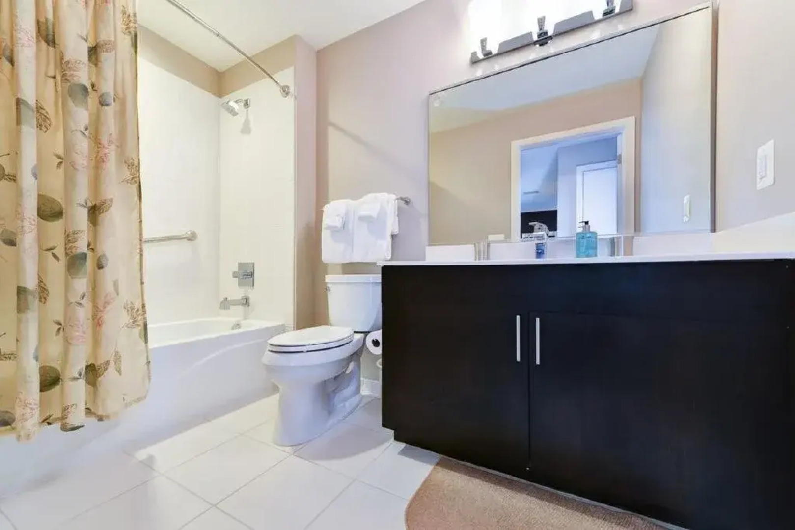 National at Reston Town Center