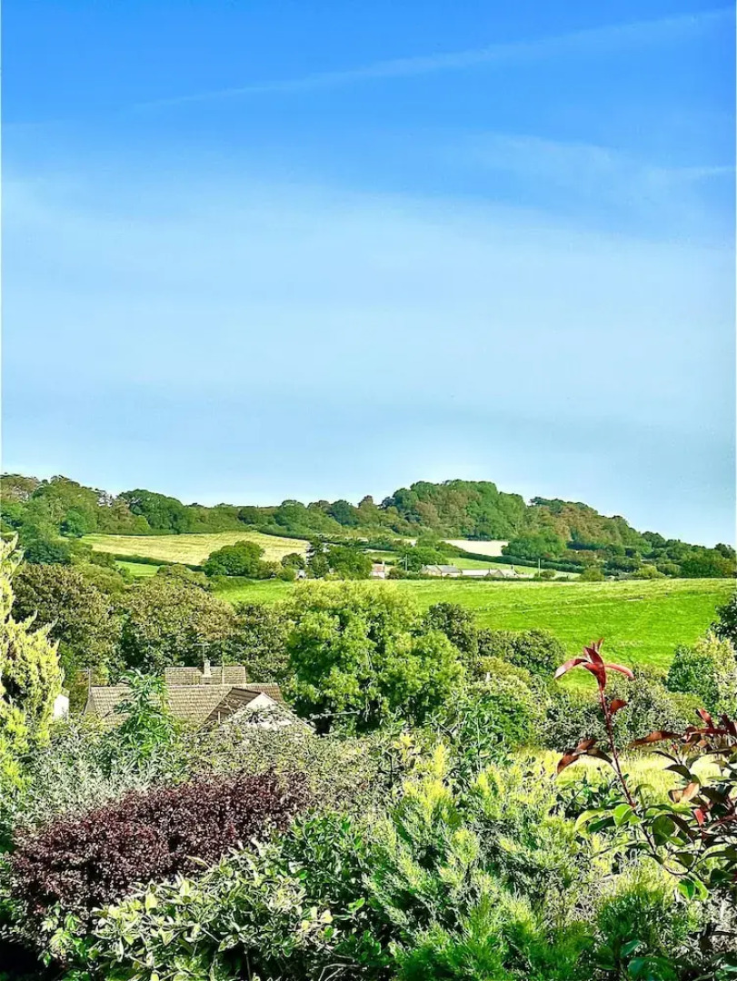 Renovated Cottage in Sherborne With Stunning Views