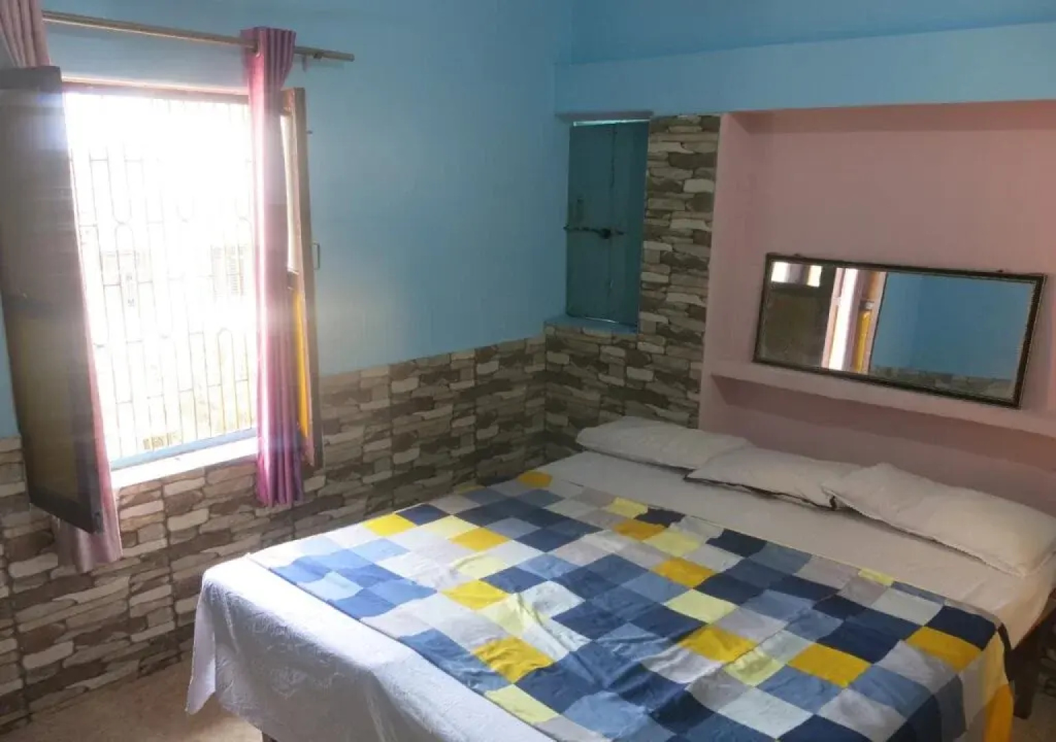 Suraj Guest House