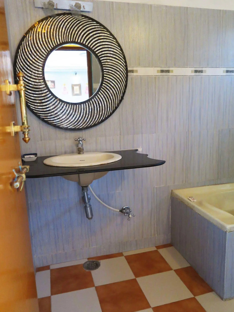 Yogi Guest House